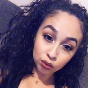 Meet your Posher, Haley